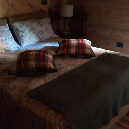 B&B L'Abric - Centro Storico Di Limonetto Limone Piemonte Zimmer foto